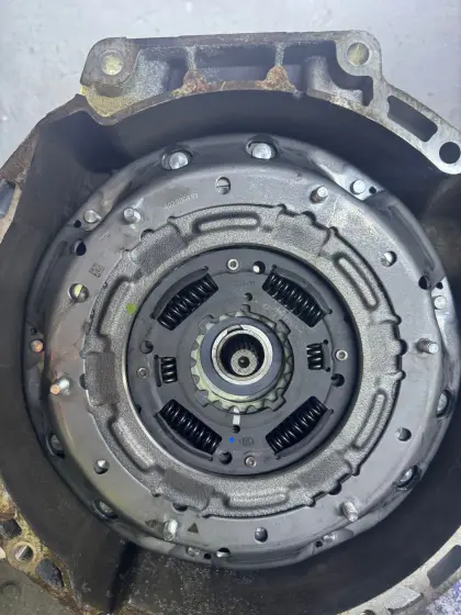 AS-CAR Servis atölyesinde otomatik şanzıman ve motor mekanik çalışması — 48